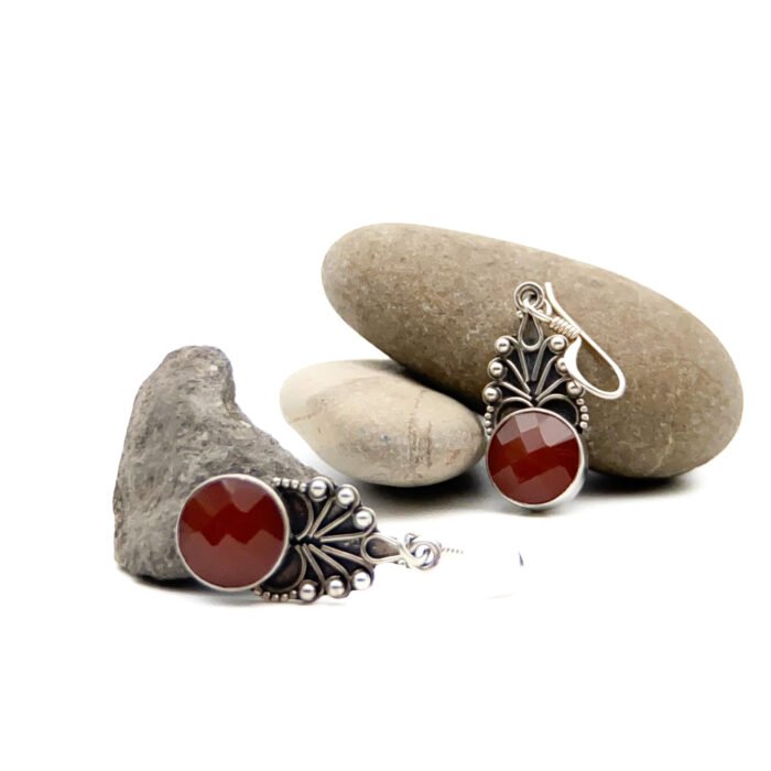 Aretes Cornalinas